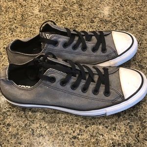Converse Grey 6.5 Men’s 8.5 Women’s